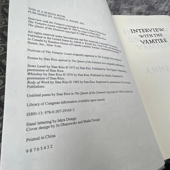 Anne Rice The Vampire Chronicles Hardcover Silver Gold Gilt Edge 3-in-1 Book - Picture 6 of 6